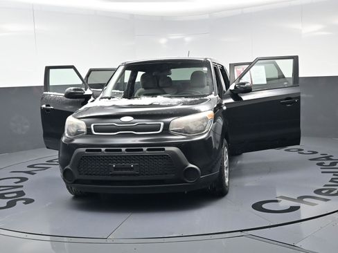 Used 2014 Kia Soul Base image 21