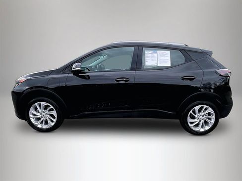 Certified 2023 Chevrolet Bolt EUV LT w/ Driver Confidence Package image 9