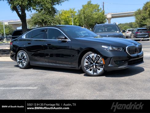 Used 2026 BMW i5 eDrive40 RWD image 1