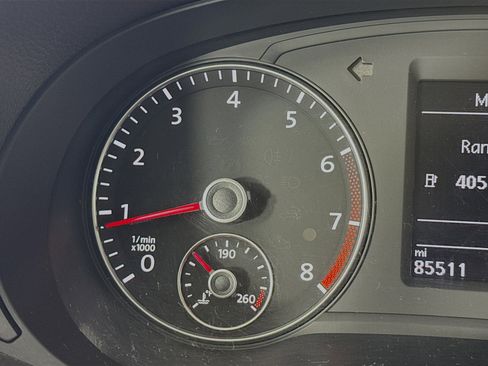 Used 2013 Volkswagen Passat 2.5 SE image 12