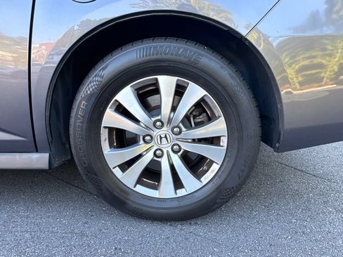 Used 2015 Honda Odyssey EX-L image 18