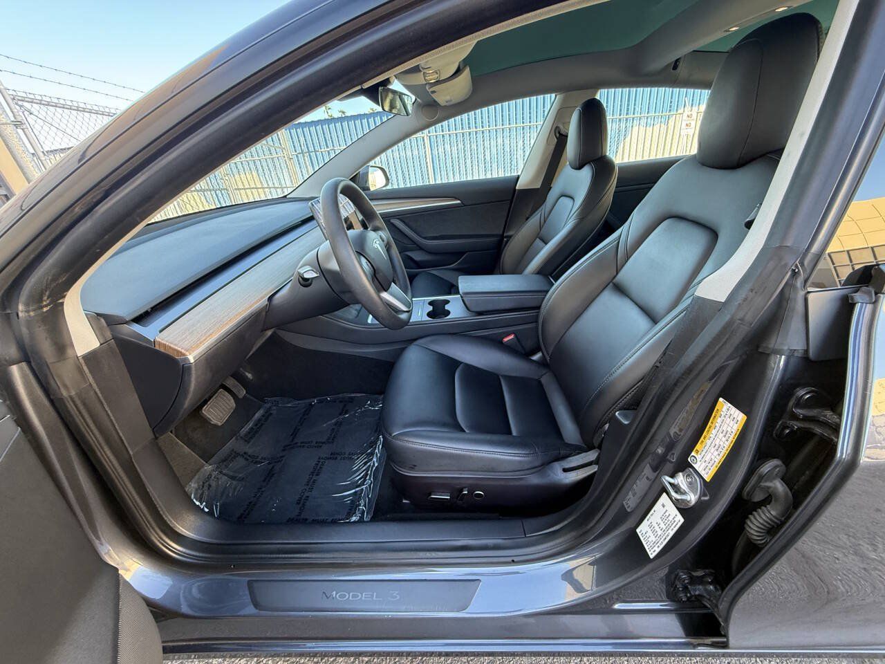 Used 2022 Tesla Model 3 Long Range AWD/4WD image 19
