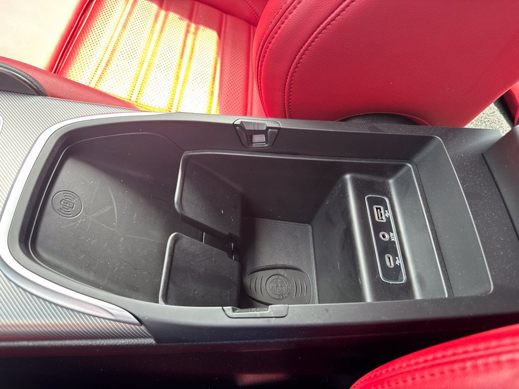 Used 2023 Alfa Romeo Giulia Veloce AWD/4WD image 43