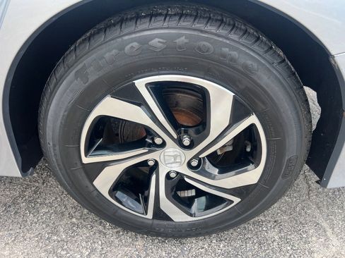 Used 2017 Honda Accord LX image 35
