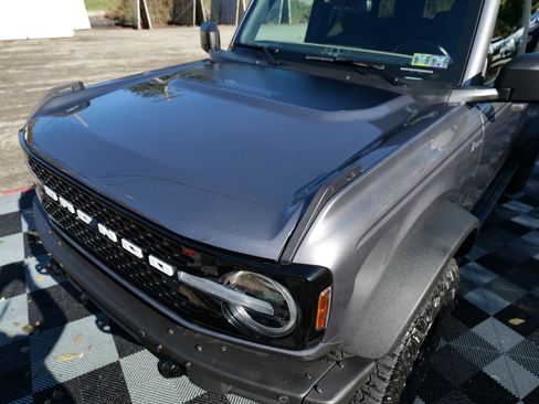 Used 2022 Ford Bronco Wildtrak image 78