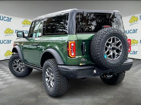 New 2025 Ford Bronco Badlands image 4