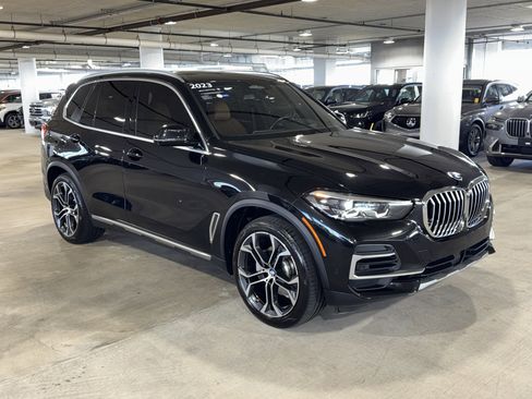 Certified 2023 BMW X5 sDrive40i image 2