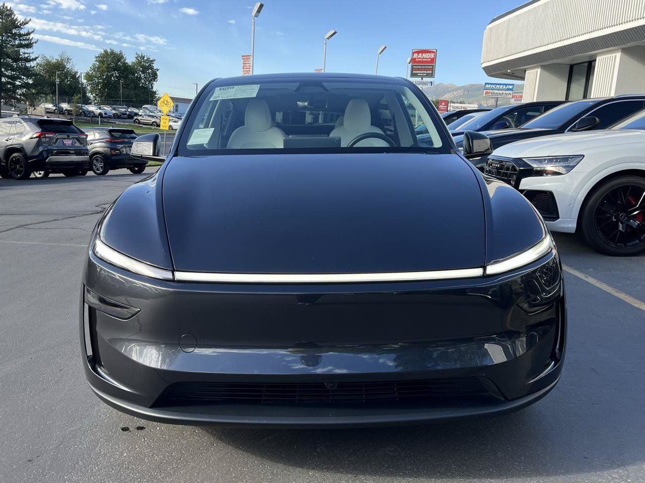 Used 2026 Tesla Model Y Long Range RWD image 29