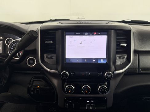 Used 2024 RAM 3500 Big Horn AWD/4WD image 19