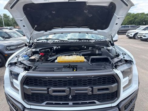 Used 2018 Ford F150 Raptor w/ Equipment Group 802A Luxury AWD/4WD image 11