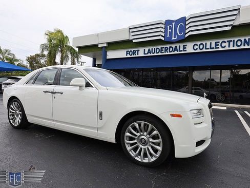 Used 2014 Rolls-Royce Ghost image 4