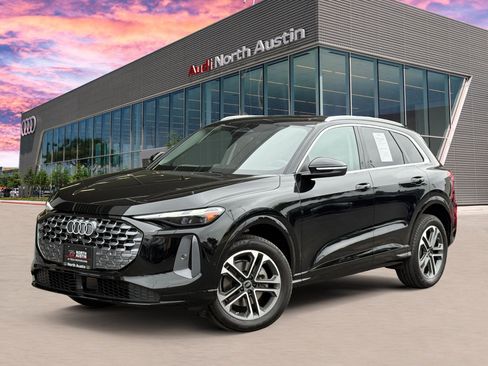 Certified 2025 Audi Q5 Premium w/ Convenience Package AWD/4WD image 1