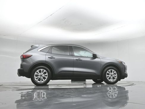 Certified 2024 Ford Escape Active FWD image 8