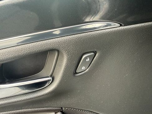 Used 2018 Chevrolet Impala Premier image 21