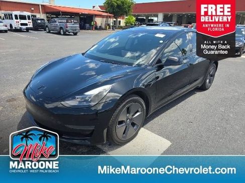 Used 2023 Tesla Model 3 Standard Range RWD image 1
