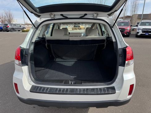 Used 2013 Subaru Outback 2.5i image 37