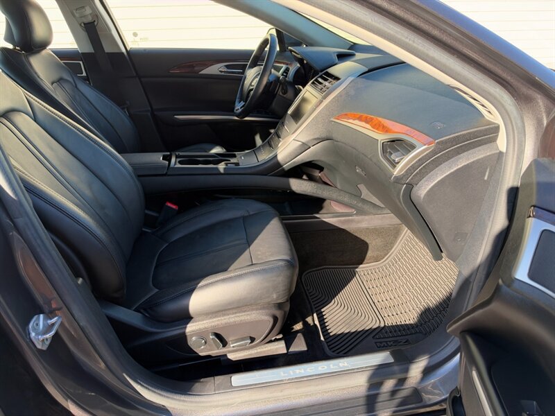 Used 2016 Lincoln MKZ w/ Equipment Group 300A Reserve FWD image 26