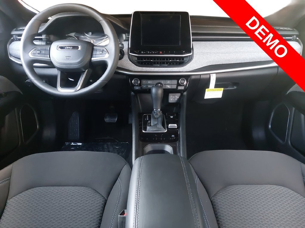 New 2025 Jeep Compass Sport AWD/4WD image 9