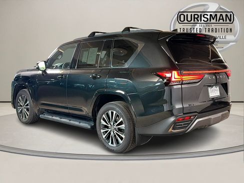 Certified 2024 Lexus LX 600 4WD w/ Premium Package image 7