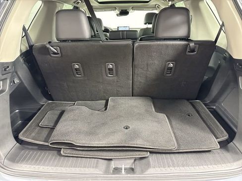 Certified 2023 Honda Pilot Touring image 36