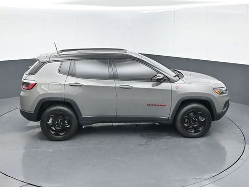 Used 2023 Jeep Compass Trailhawk AWD/4WD image 43