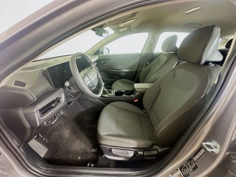 Used 2025 Kia K4 FWD image 13