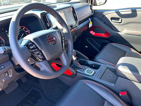 New 2026 Nissan Frontier PRO-4X w/ Pro Premium Package image 8