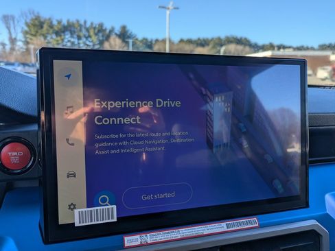 Used 2025 Toyota Tacoma TRD Off-Road image 21