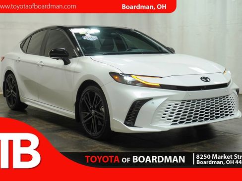 Used 2025 Toyota Camry XSE w/ Premium Plus Package AWD/4WD image 1
