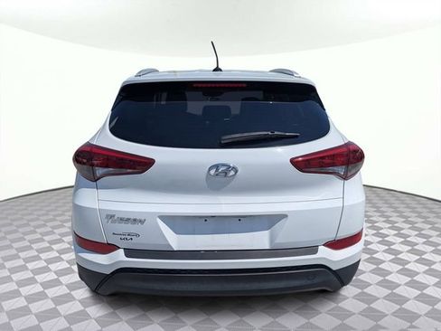 Used 2016 Hyundai Tucson SE w/ Option Group 02 image 4