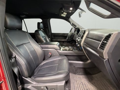 Used 2019 Ford Expedition Max XLT w/ Equipment Group 202A RWD image 23