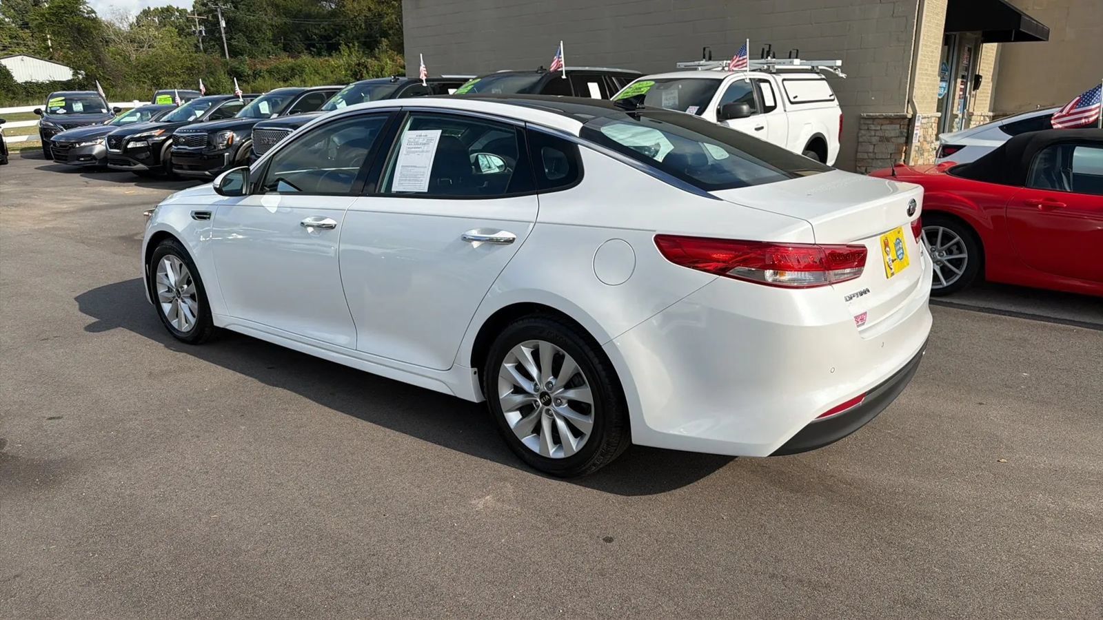 Used 2016 Kia Optima EX w/ Premium Package FWD image 3
