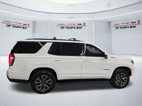 Used 2024 Chevrolet Tahoe Z71 w/ Luxury Package AWD/4WD image 7