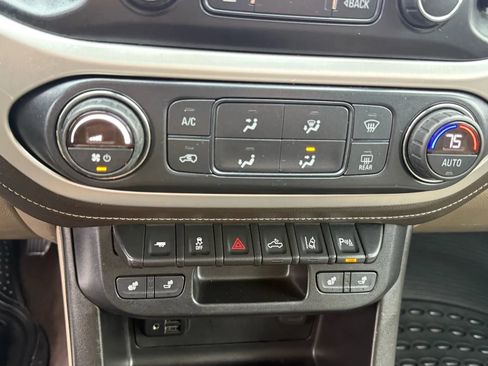 Used 2019 GMC Canyon SLT w/ Driver Alert Package image 18