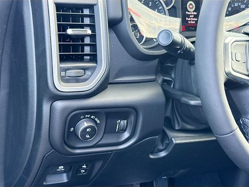 New 2026 RAM 1500 Big Horn AWD/4WD image 10