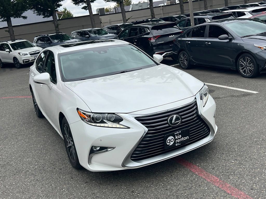 Used 2017 Lexus ES 350 FWD image 3
