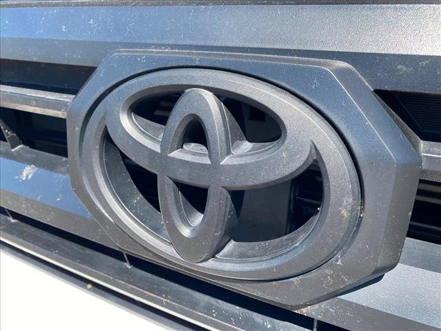 Certified 2024 Toyota Tacoma SR5 AWD/4WD image 16