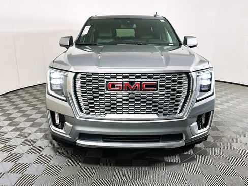 Used 2023 GMC Yukon Denali RWD image 8