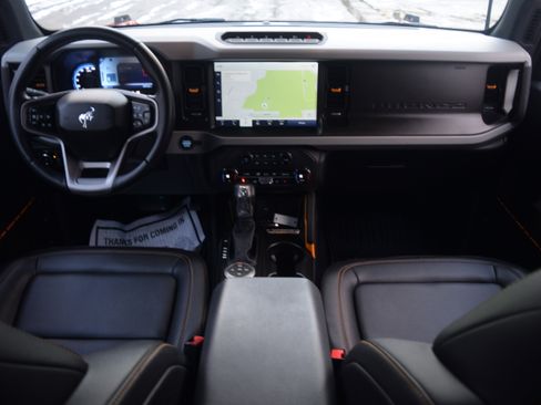 Used 2023 Ford Bronco Badlands w/ Sasquatch Package image 8