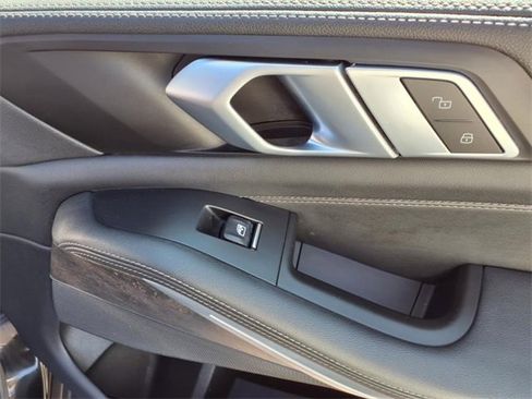 Used 2023 BMW X5 xDrive40i image 27
