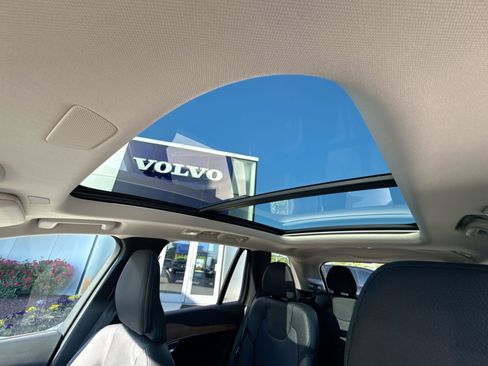 Certified 2023 Volvo XC90 B6 Plus w/ Protection Package AWD/4WD image 24