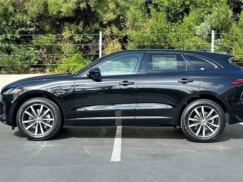 New 2026 Jaguar F-PACE R-Dynamic S image 2