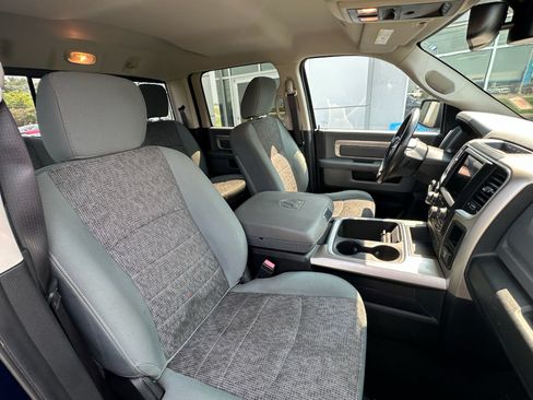 Used 2018 RAM 1500 Big Horn AWD/4WD image 18