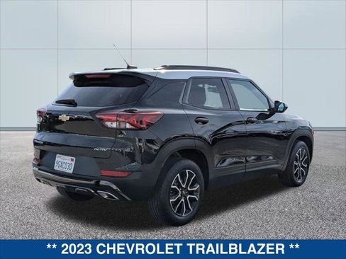 Used 2023 Chevrolet TrailBlazer ACTIV w/ Convenience Package image 5