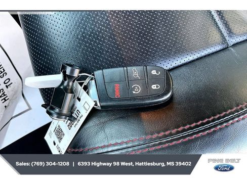 Used 2025 Dodge Durango GT AWD/4WD image 9