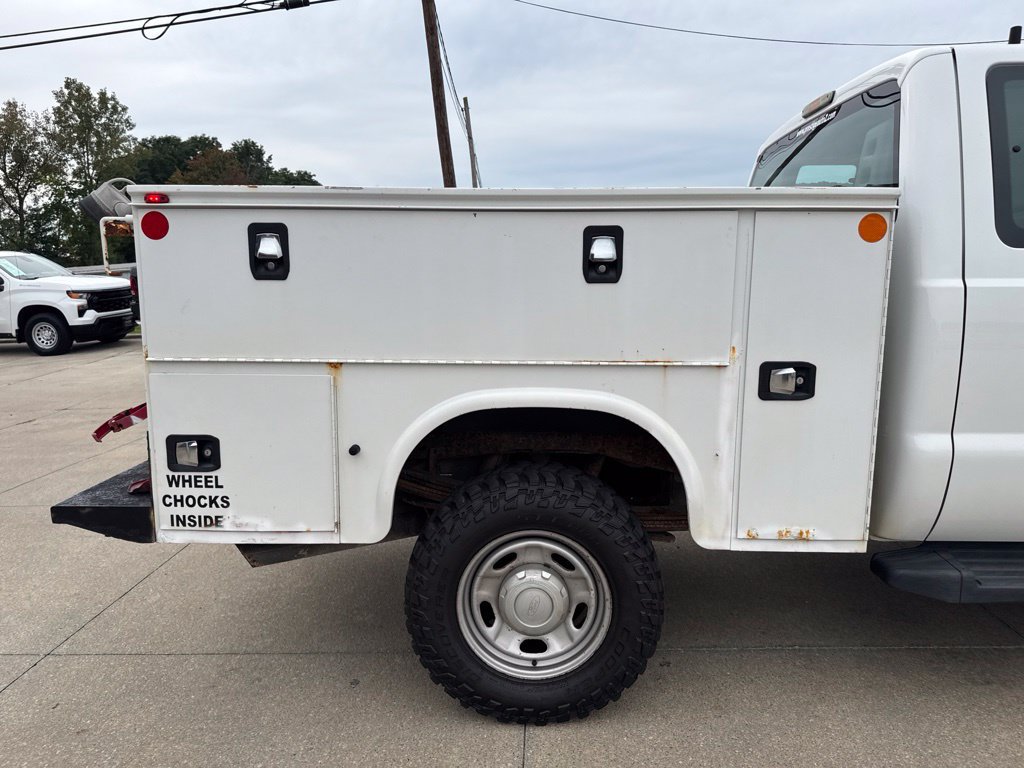 Used 2015 Ford F250 XL w/ Power Equipment Group AWD/4WD image 18