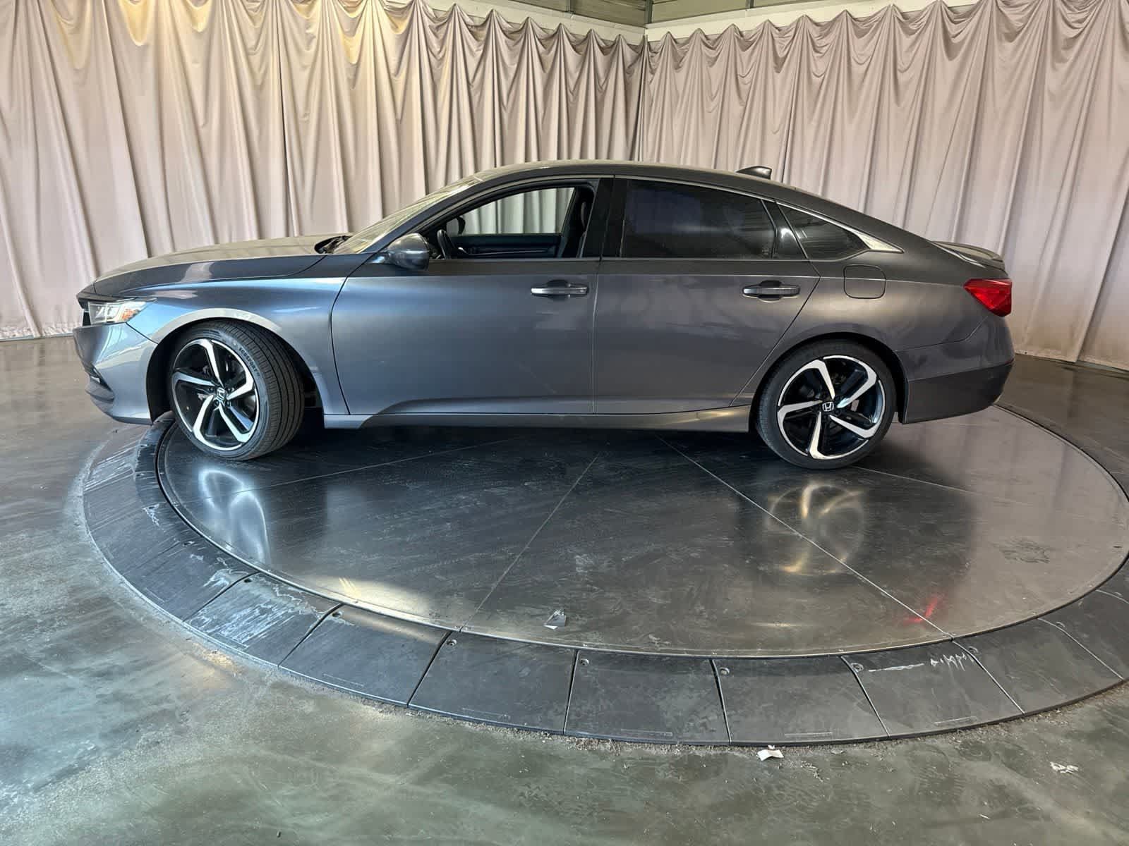 Used 2018 Honda Accord Sport image 7