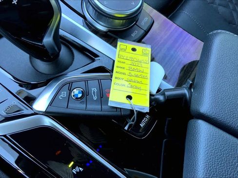 Used 2023 BMW 530i 530i w/ Premium Package image 15