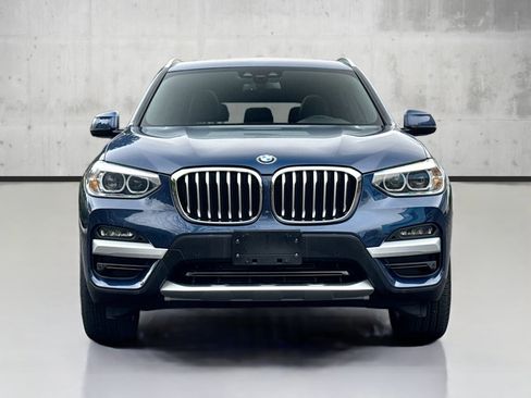 Used 2021 BMW X3 xDrive30e image 2