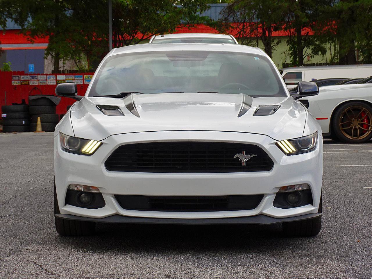 Used 2017 Ford Mustang GT Premium w/ Equipment Group 401A RWD image 7